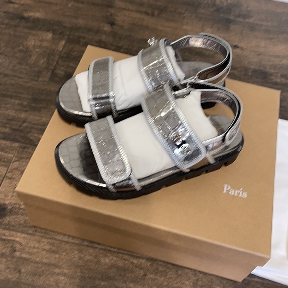 Authentic Christian Louboutin Lock Cool Embossed Leather Dad Sandals BNIB 38.5 - Picture 9 of 10